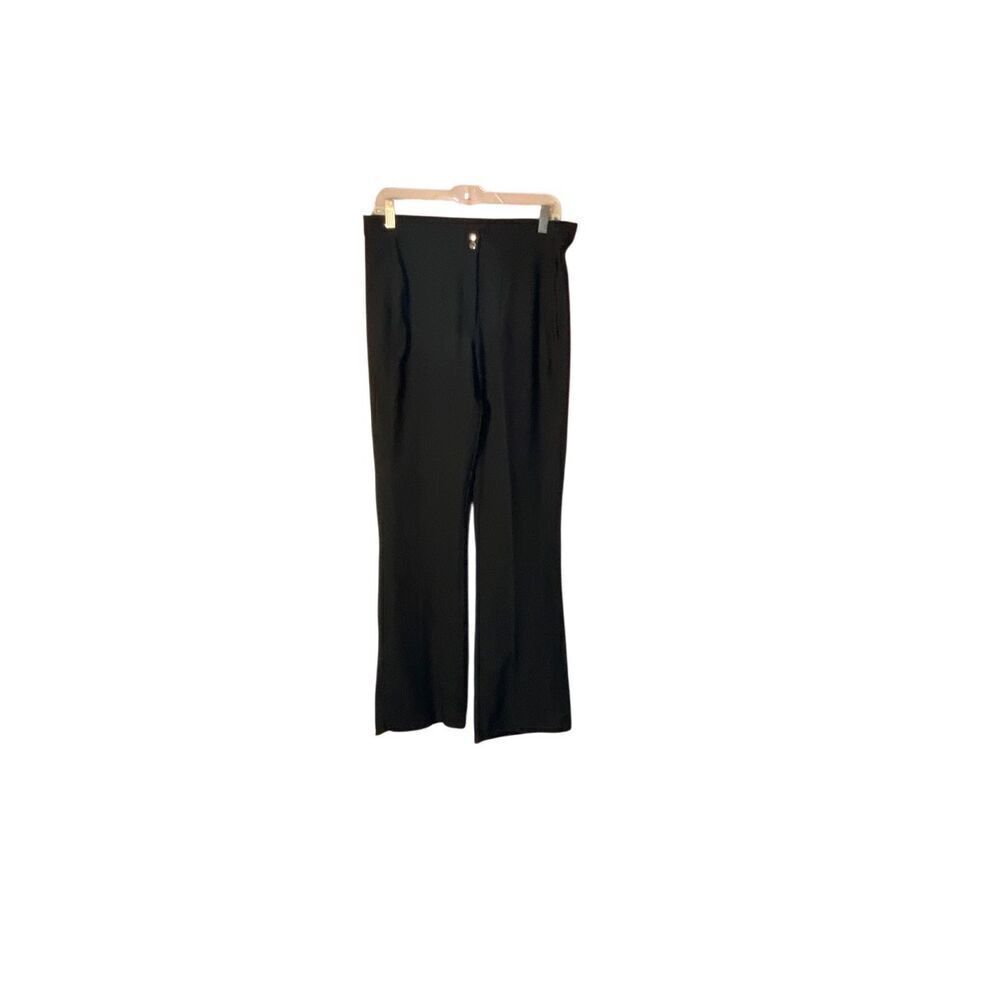 Nike woman’s Black dry, fit training, pants, golf double snap closure size mediu